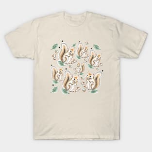 Cute squirrels pattern T-Shirt